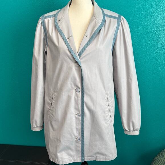 London Fog Vintage Gray Periwinkle Short Button Up Trench Coat Women's 12 - Picture 2 of 9